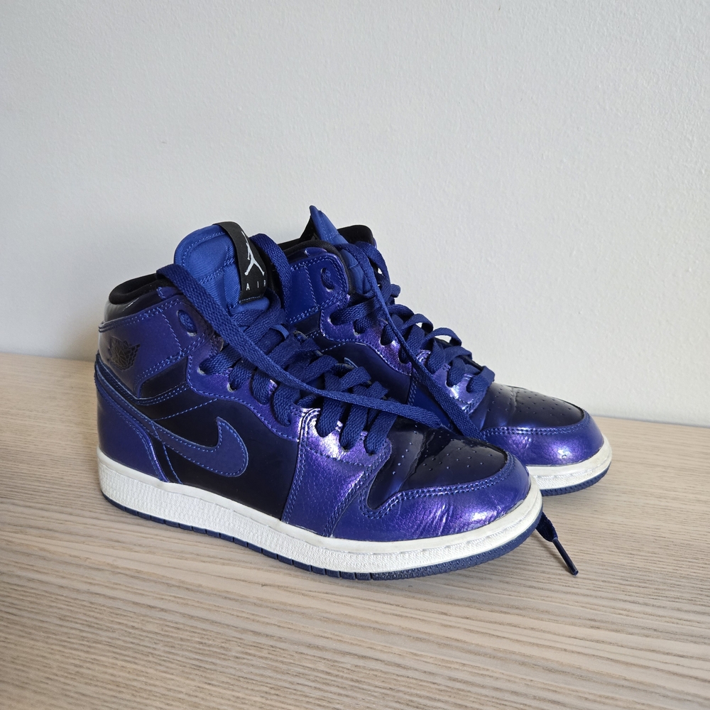 Nike Air Jordan 1 Retro Purple and Black High-Top Sneakers Size 4Y, 5.5W
